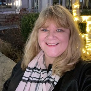 Meet your Posher, Theresa